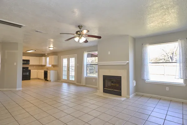 $2,000 | 219 Fort Sumter Court, Richmond, TX 77469