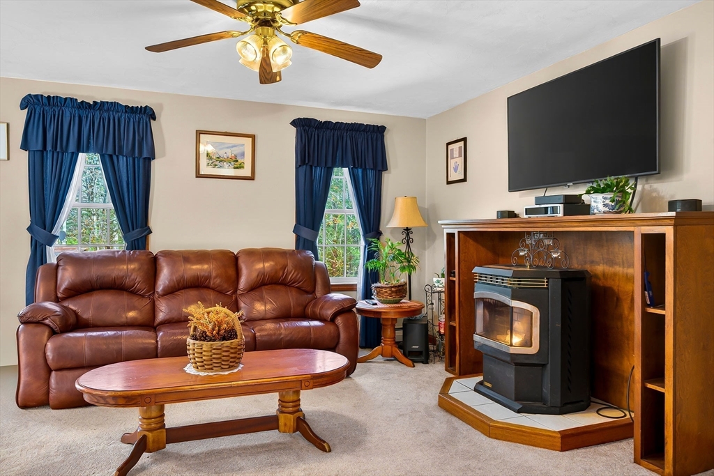 58 Laurel View Road Templeton, MA 01468 - Photo 11 of 30 Gallery Image 11