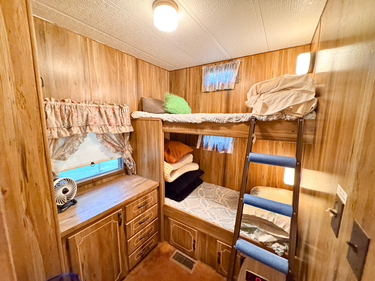 11-235 235 Sublette, IL 61367 - Photo 13 of 24 Gallery Image 13
