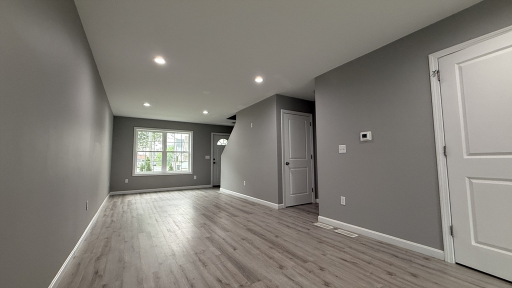 242 Eastern Avenue, Unit 242 Springfield, MA 01109 - Photo 5 of 20