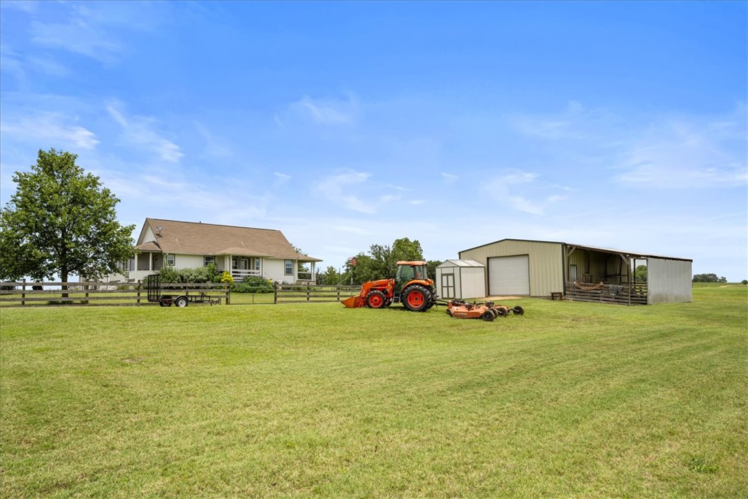 8233 Quebe Road Brenham, TX 77833 - Photo 26 of 35