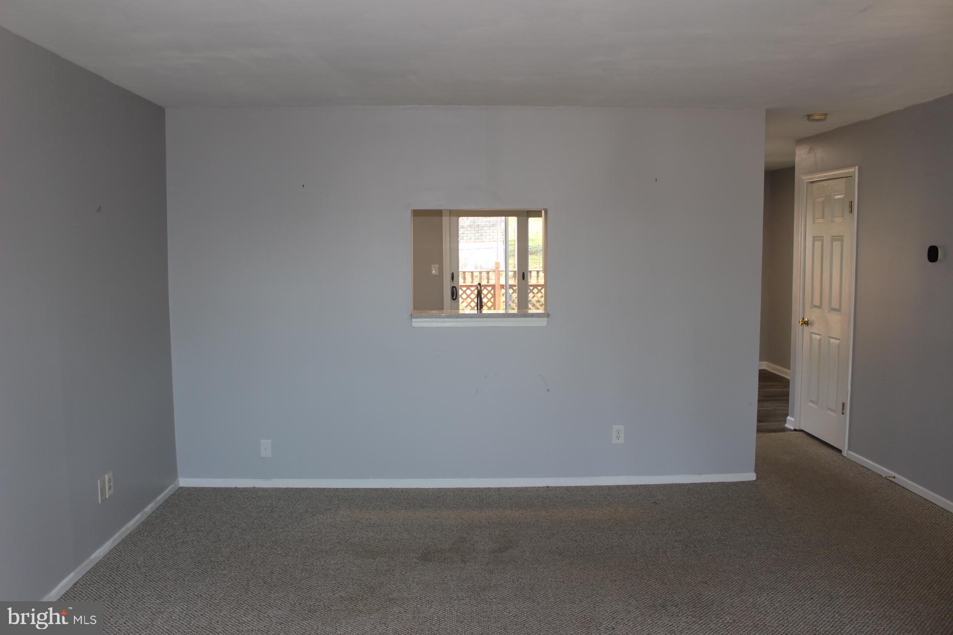 2013 Putnam Road Baltimore, MD 21227 - Photo 11 of 23