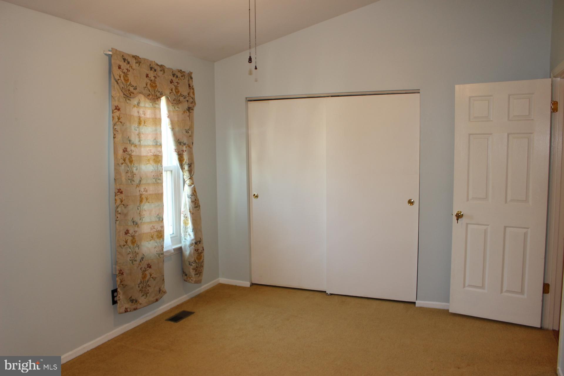 2013 Putnam Road Baltimore, MD 21227 - Photo 14 of 23