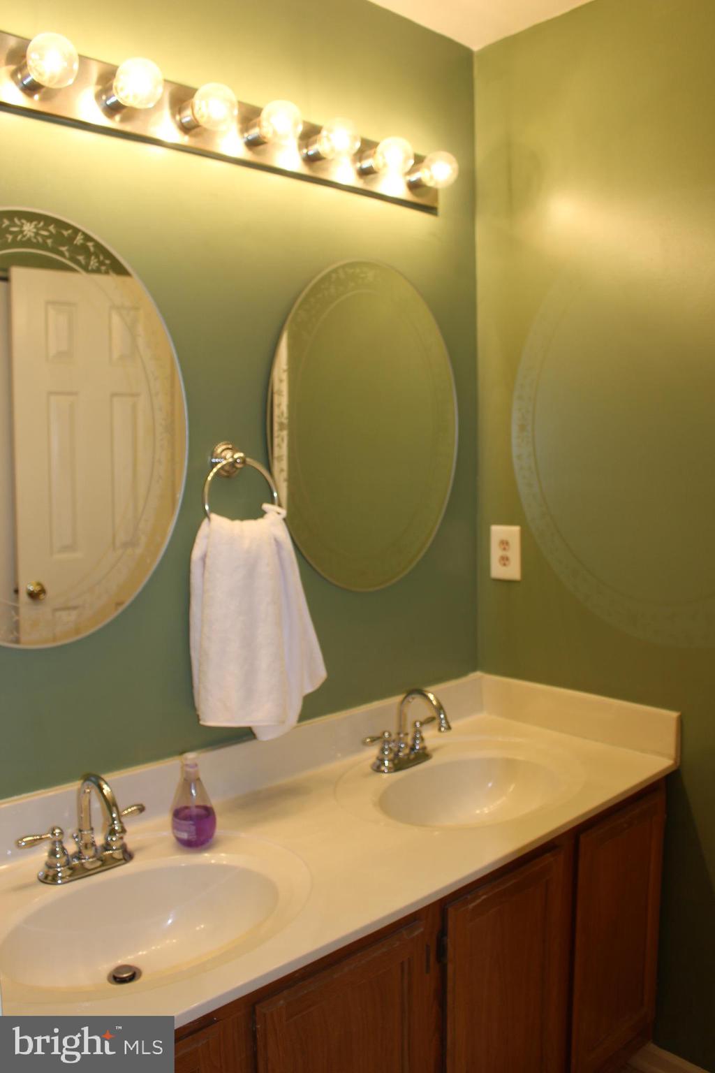 2013 Putnam Road Baltimore, MD 21227 - Photo 16 of 23