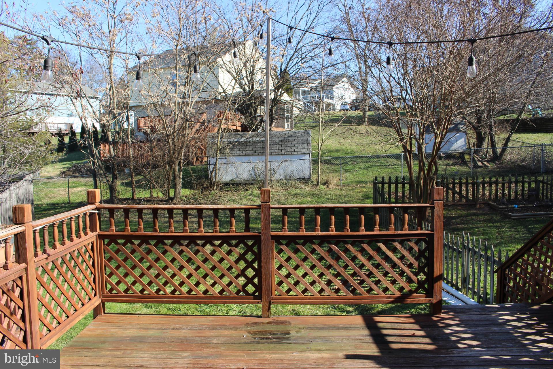 2013 Putnam Road Baltimore, MD 21227 - Photo 20 of 23