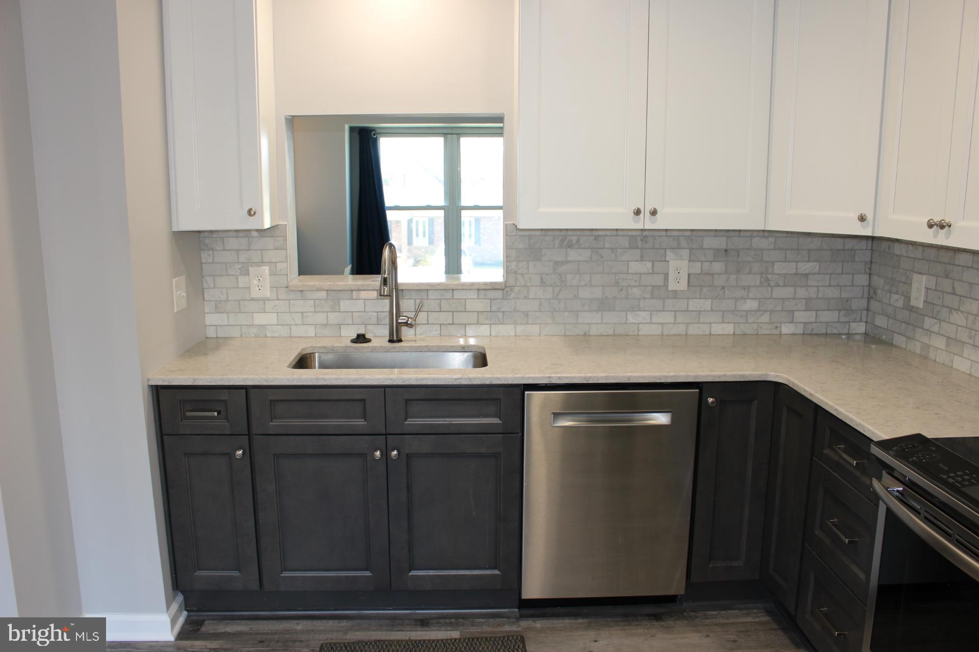 2013 Putnam Road Baltimore, MD 21227 - Photo 8 of 23