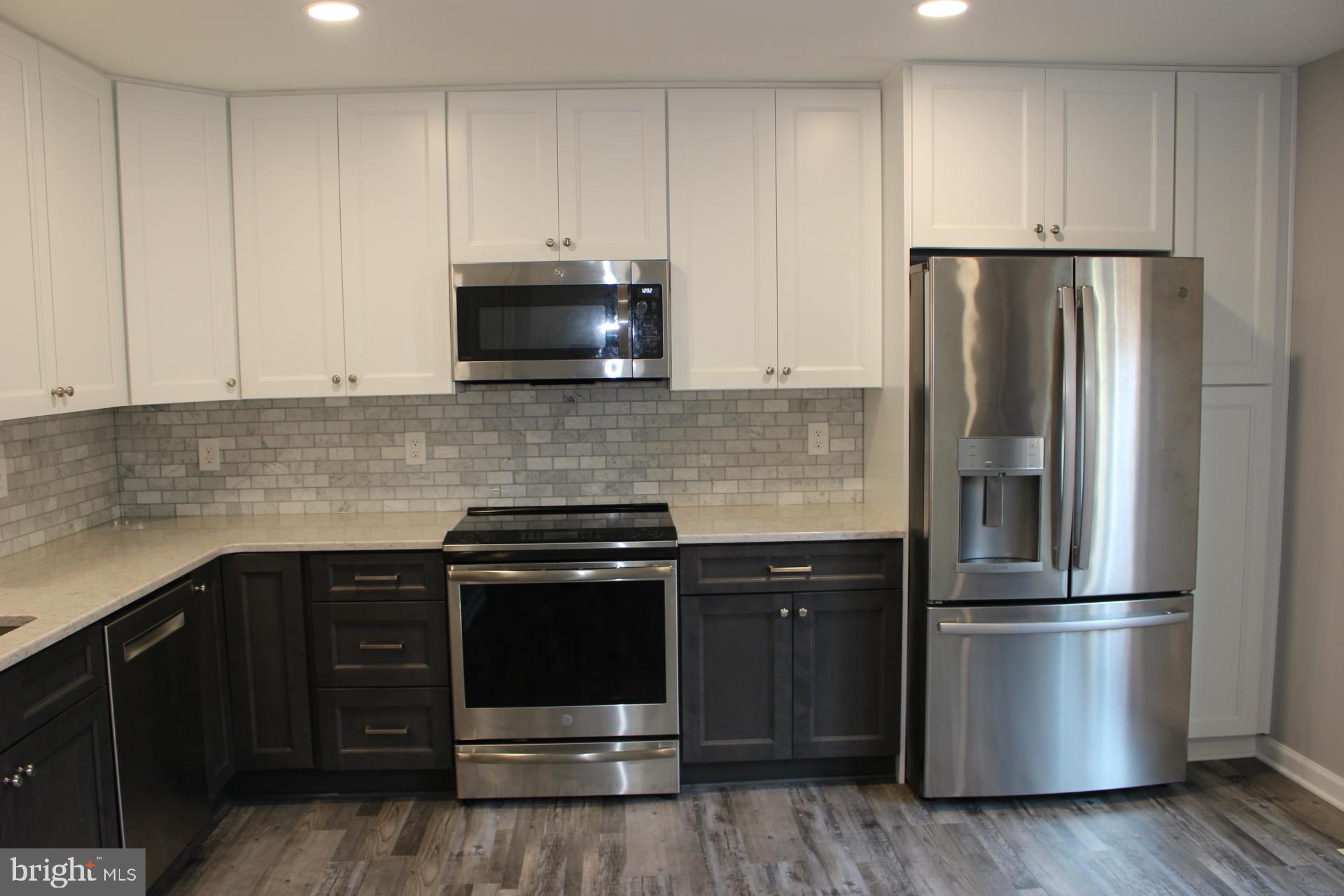 2013 Putnam Road Baltimore, MD 21227 - Photo 9 of 23