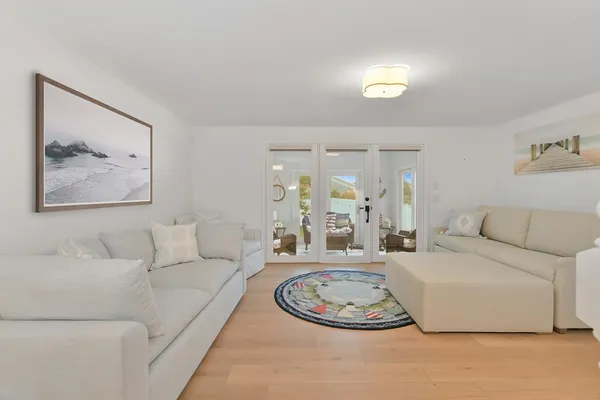 $1,175,000 | 7 Oxford Drive, Barnstable, MA 02635
