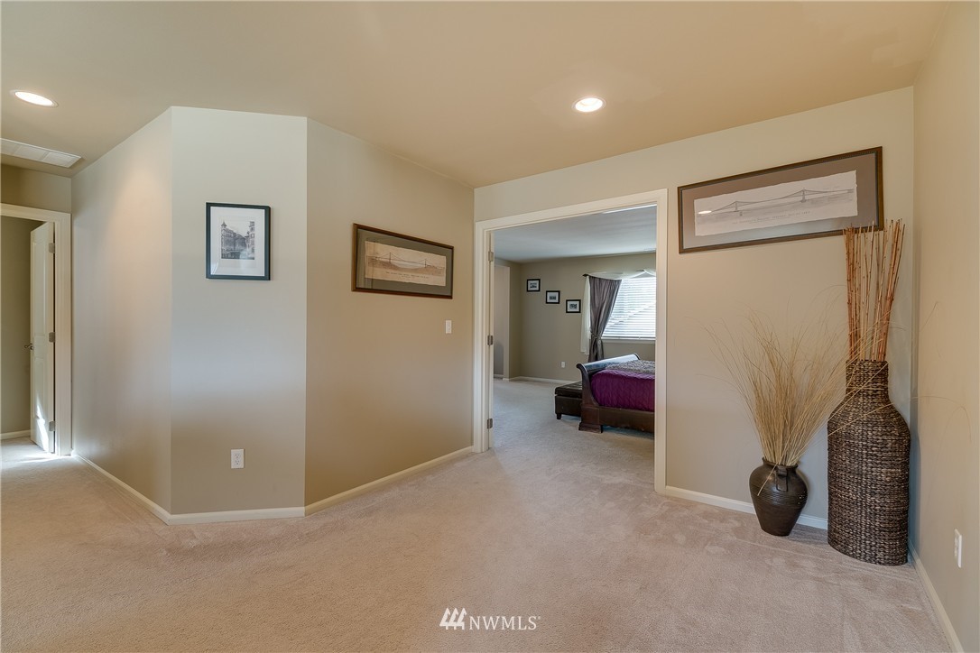 625 195th Street Southeast Bothell, WA 98012 - Photo 14 of 21