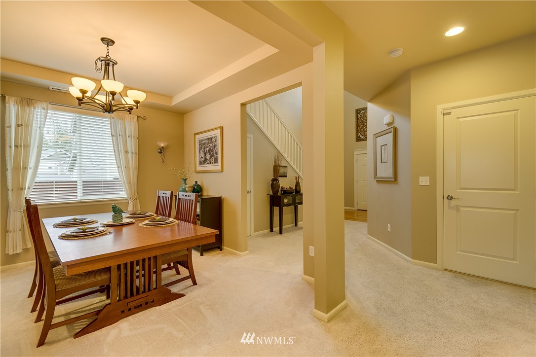 625 195th Street Southeast Bothell, WA 98012 - Photo 3 of 21