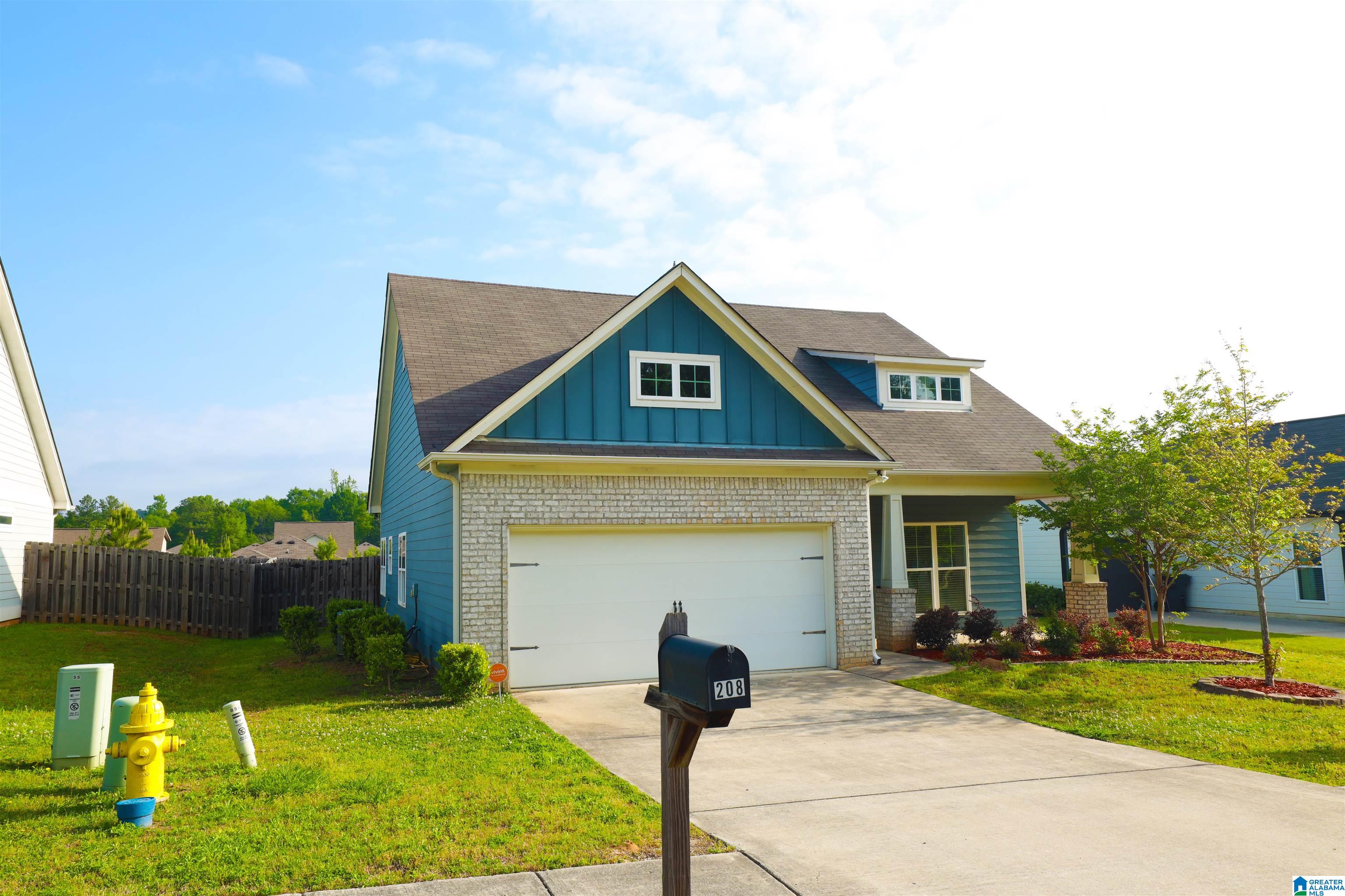 208 Hampton Drive Calera, AL 35040 - Photo 2 of 7