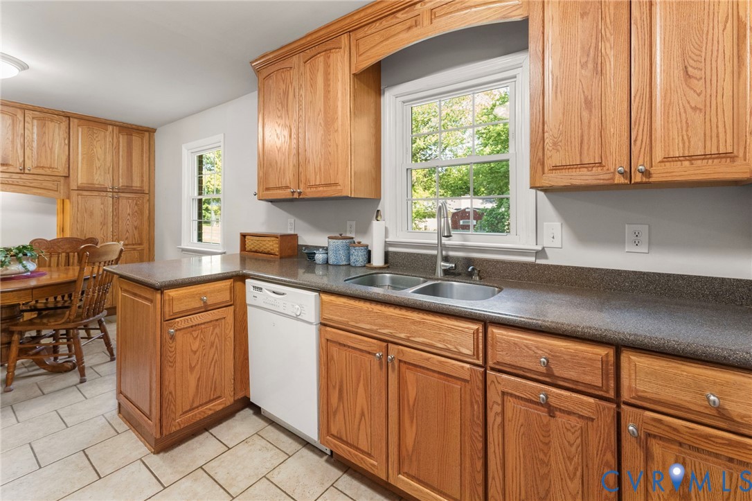 197 Bruce Road Tappahannock, VA 22560 - Photo 11 of 23