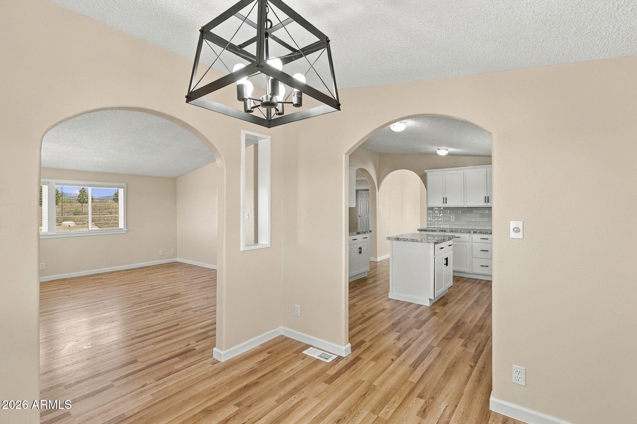 320 East Verde Ranch Road Paulden, AZ 86334 - Photo 19 of 43 Dining Room
