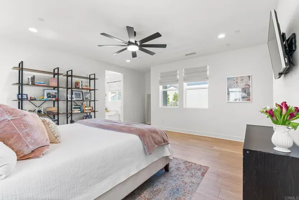 $1,230,000 | 105 South Nevada Avenue, Ventura, CA 93004