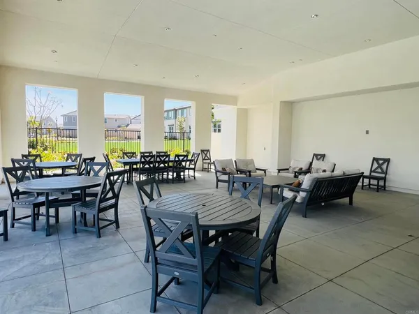 $1,230,000 | 105 South Nevada Avenue, Ventura, CA 93004