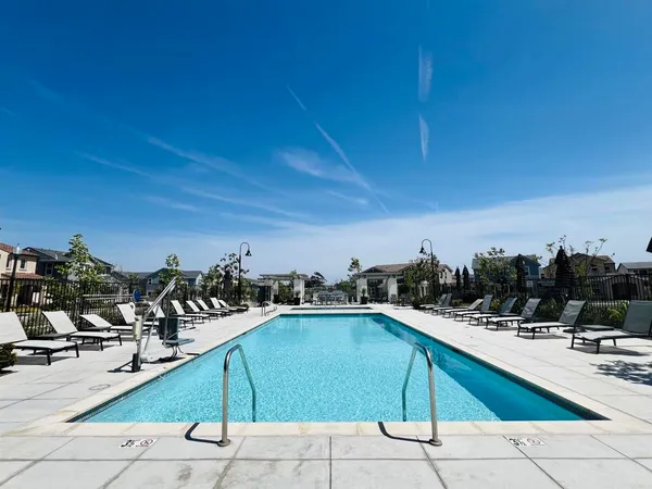 $1,230,000 | 105 South Nevada Avenue, Ventura, CA 93004