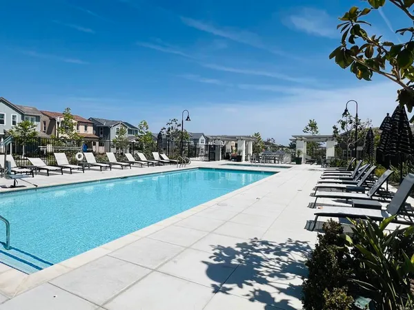 $1,230,000 | 105 South Nevada Avenue, Ventura, CA 93004