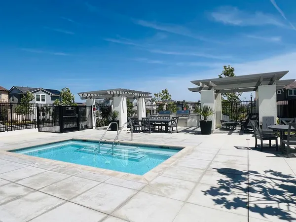 $1,230,000 | 105 South Nevada Avenue, Ventura, CA 93004