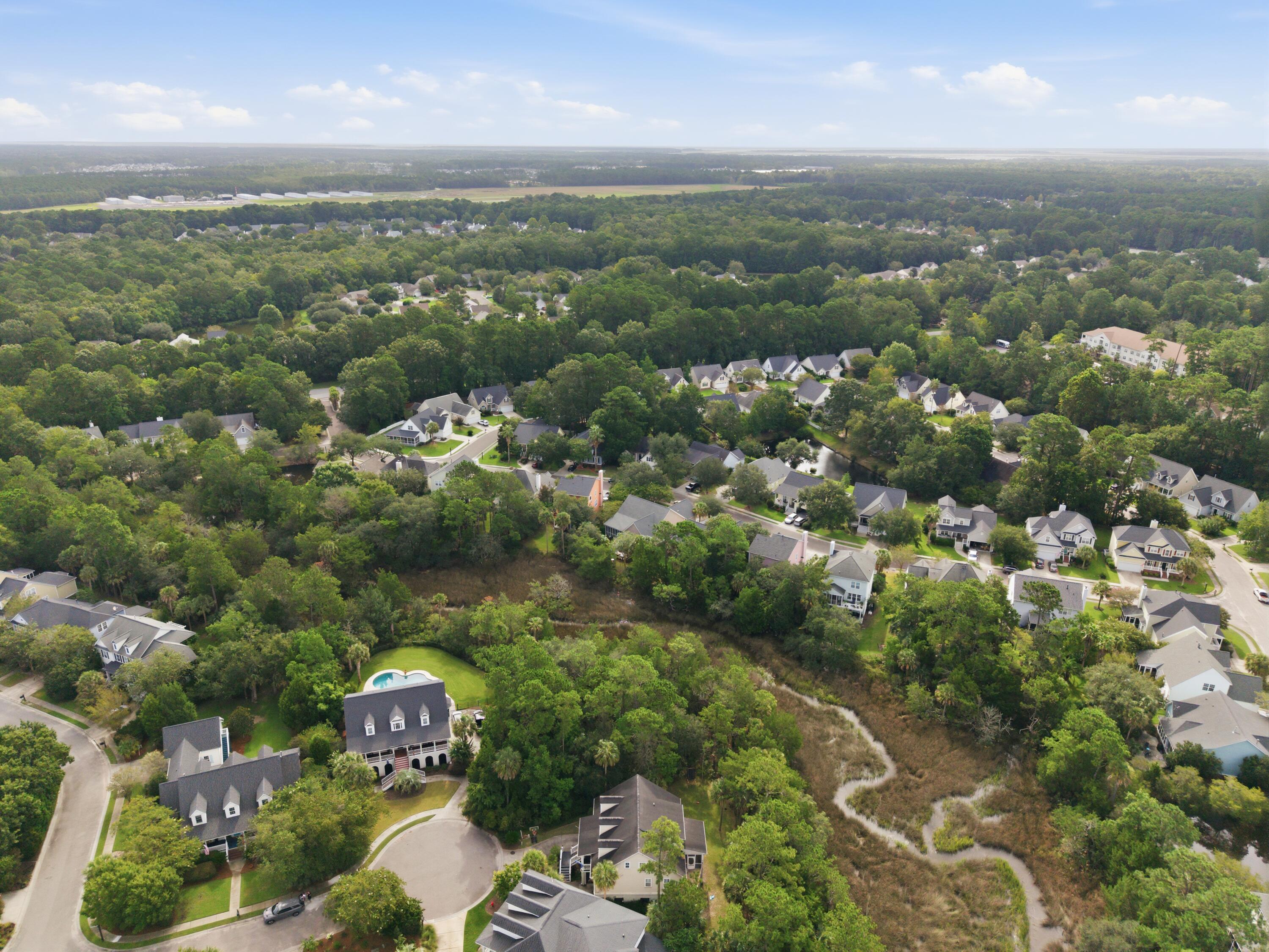 1600 Sewee Fort Road Mount Pleasant, SC 29466 - Photo 5 of 15 008_DJI_20260908221352_0141_D