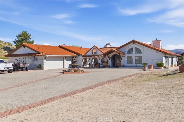 $1,374,500 | 29952 Louis Avenue, Canyon Country, CA 91351