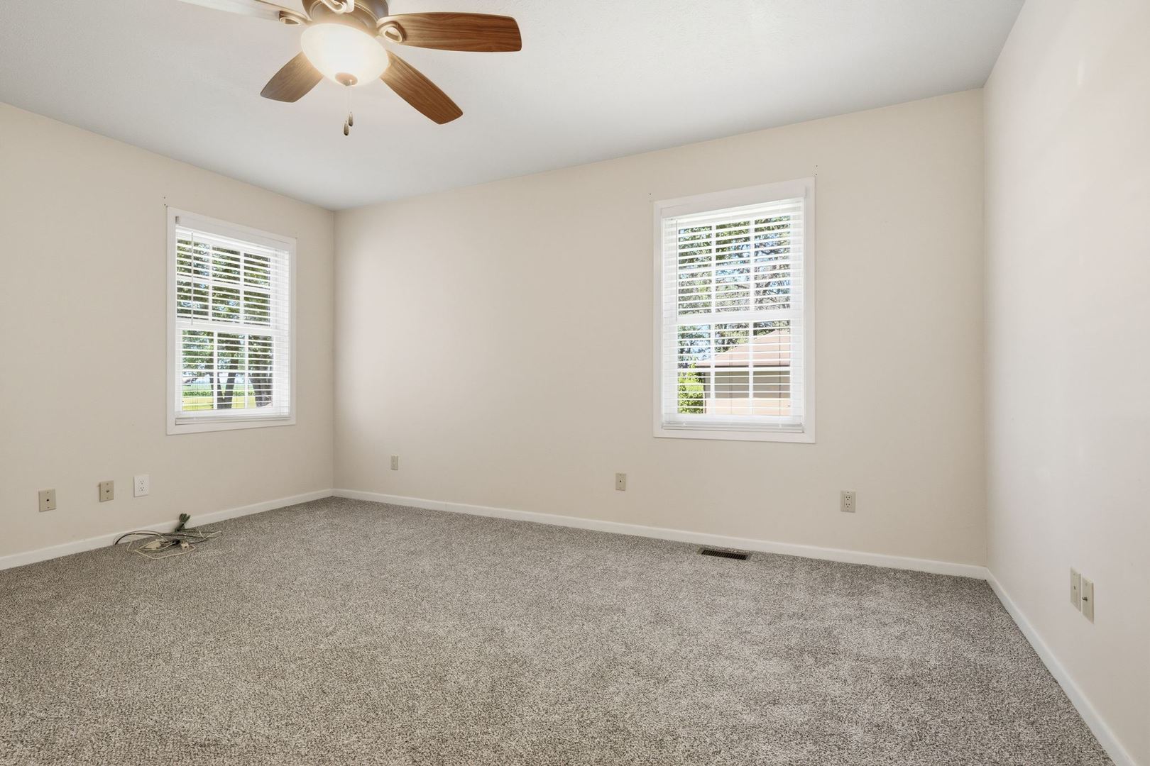 15863 East 2120 N Road Pontiac, IL 61764 - Photo 27 of 49