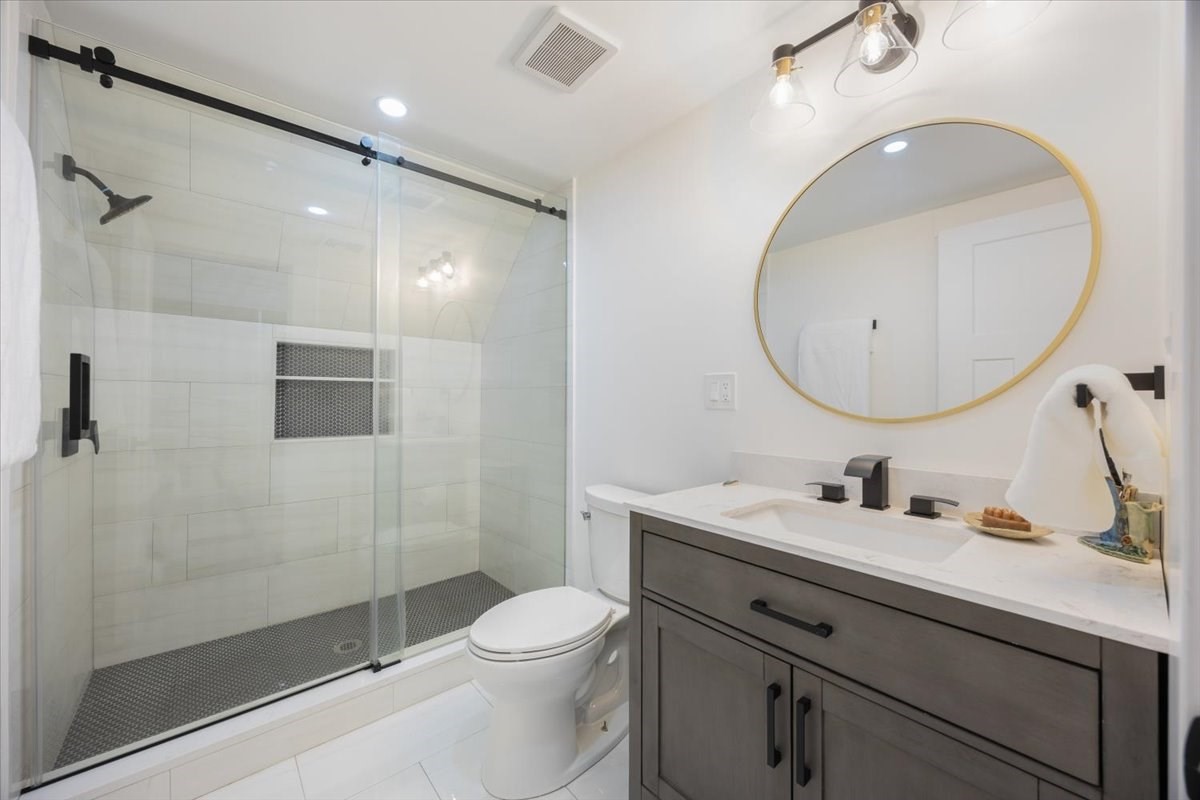 46 Addison Street, Unit 2 Chelsea, MA 02150 - Photo 16 of 28 Gallery Image 16