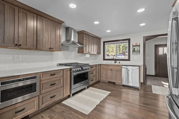 $749,900 | N4059 20th Drive, Wautoma, WI 54982