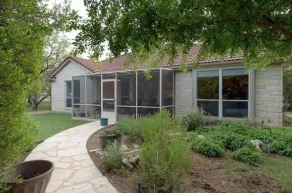 $2,650 | 203 Hi Circle West, Horseshoe Bay, TX 78657