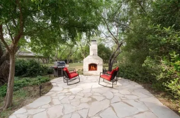 $2,650 | 203 Hi Circle West, Horseshoe Bay, TX 78657