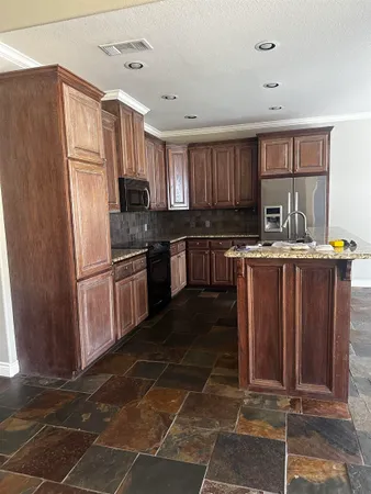 $2,650 | 203 Hi Circle West, Horseshoe Bay, TX 78657