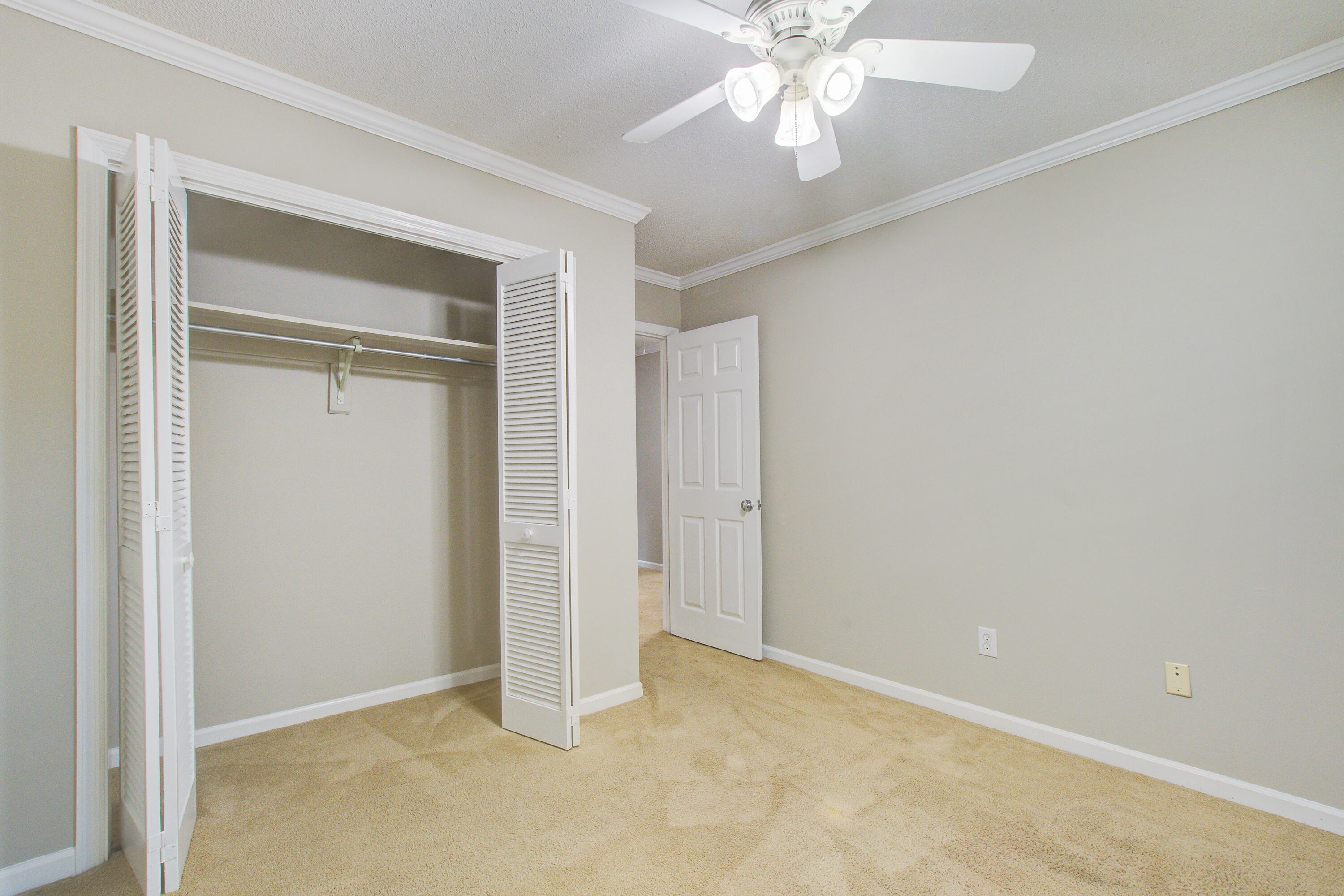 978 Governors Road Mount Pleasant, SC 29464 - Photo 17 of 28 978 (17)