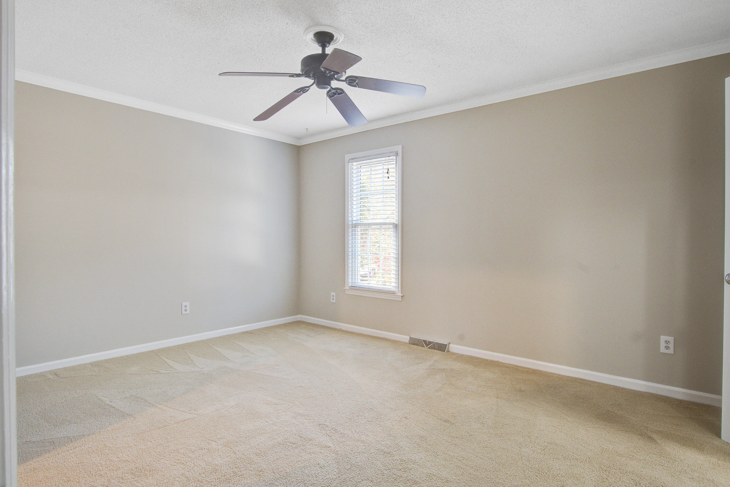 978 Governors Road Mount Pleasant, SC 29464 - Photo 21 of 28 978 (21)