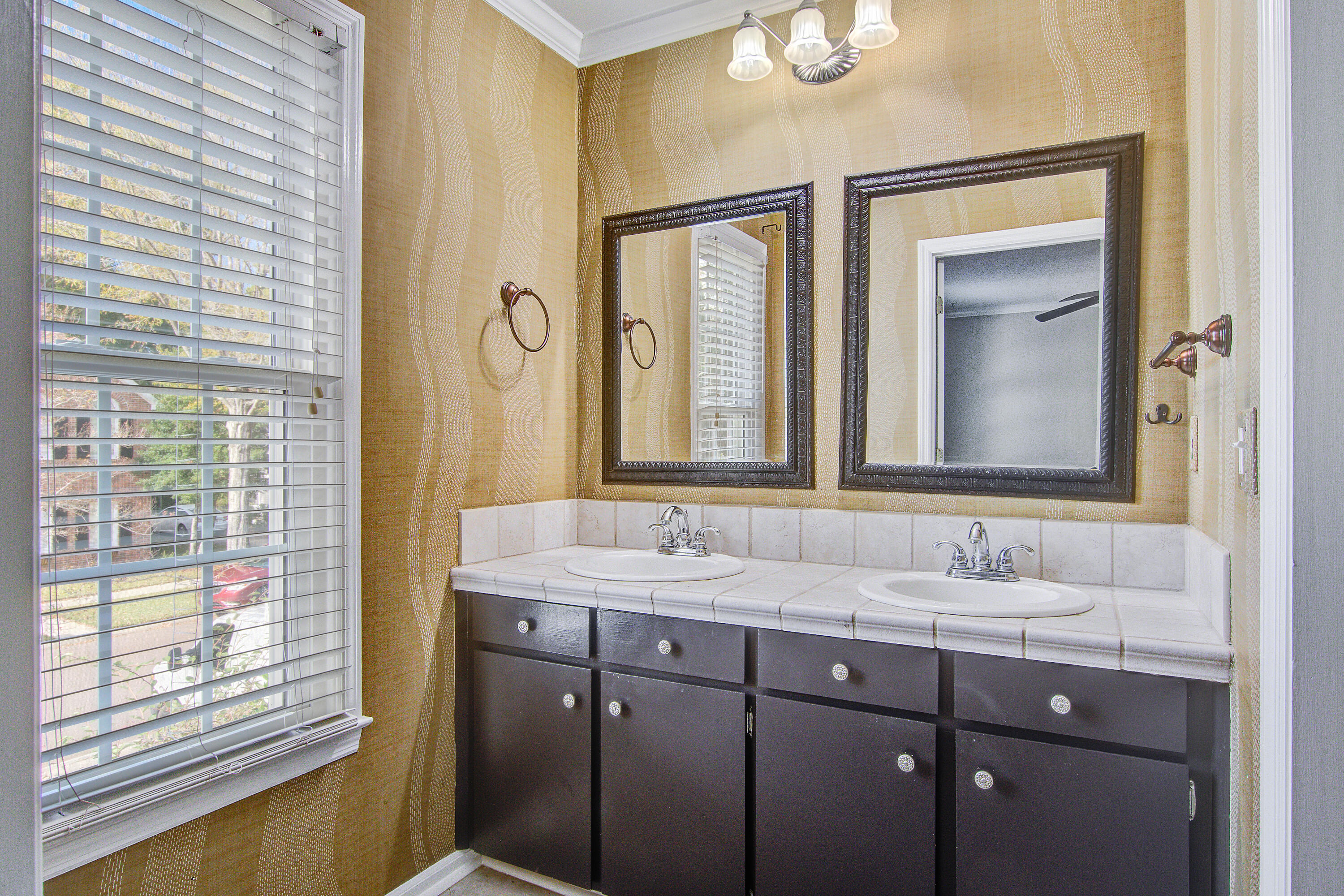 978 Governors Road Mount Pleasant, SC 29464 - Photo 24 of 28 978 (24)