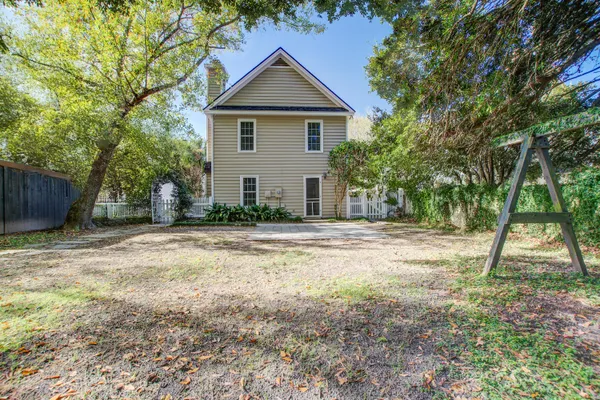 $3,249 | 978 Governors Road, Mount Pleasant, SC 29464