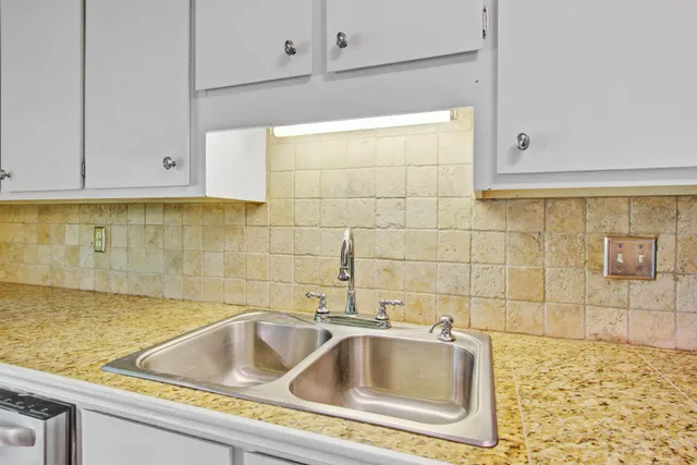 $3,399 | 978 Governors Road, Mount Pleasant, SC 29464