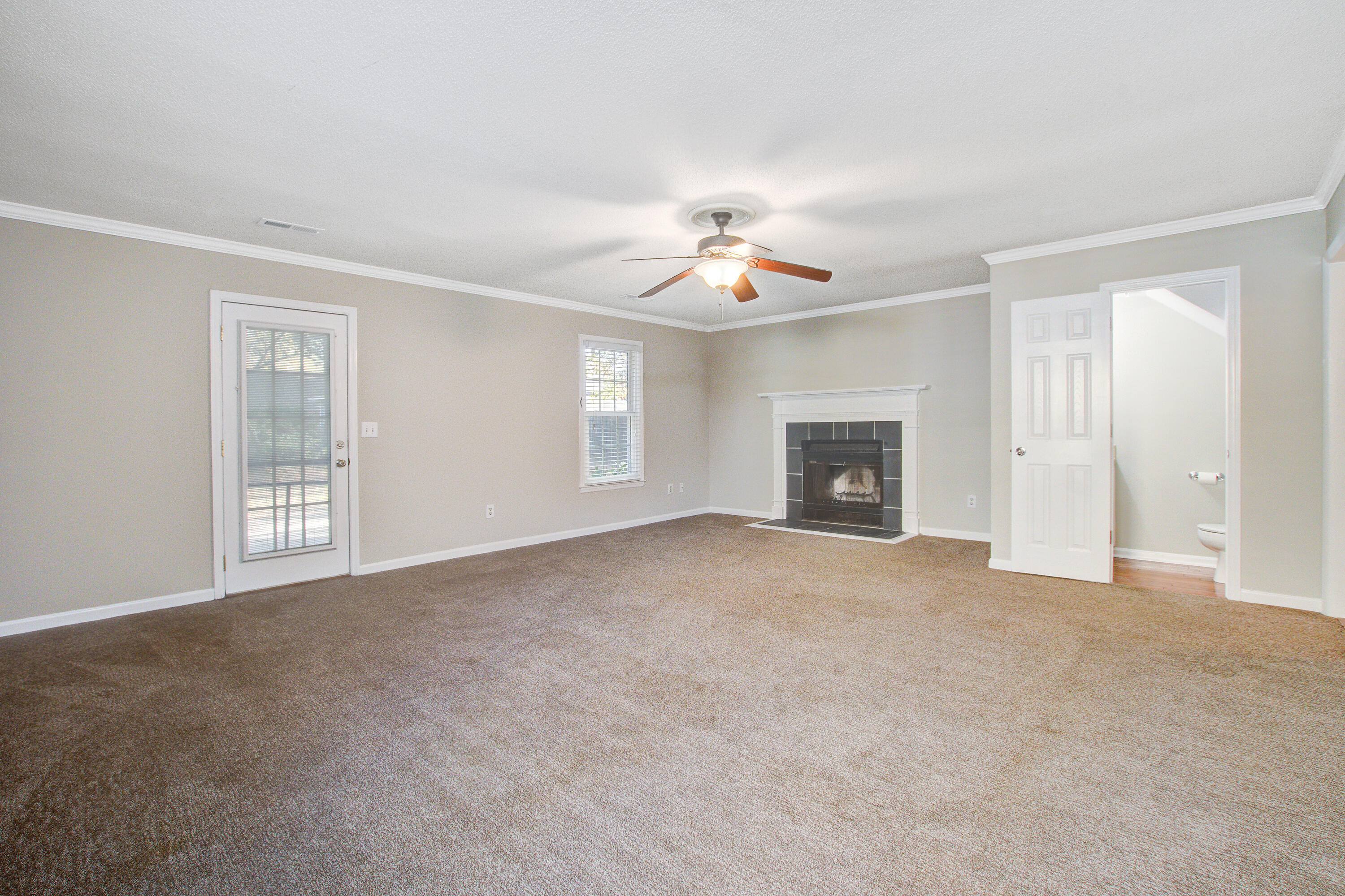 978 Governors Road Mount Pleasant, SC 29464 - Photo 5 of 28 978 (5)