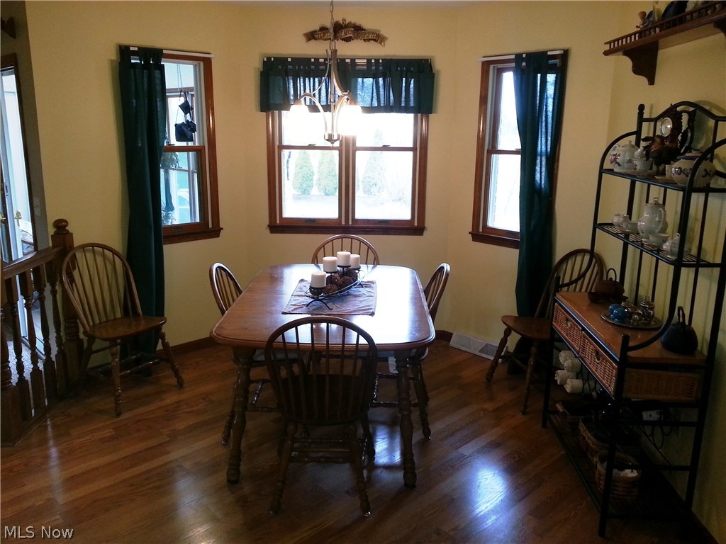 42156 Biggs Road Lagrange, OH 44050 - Photo 11 of 35 Eat in kitchen