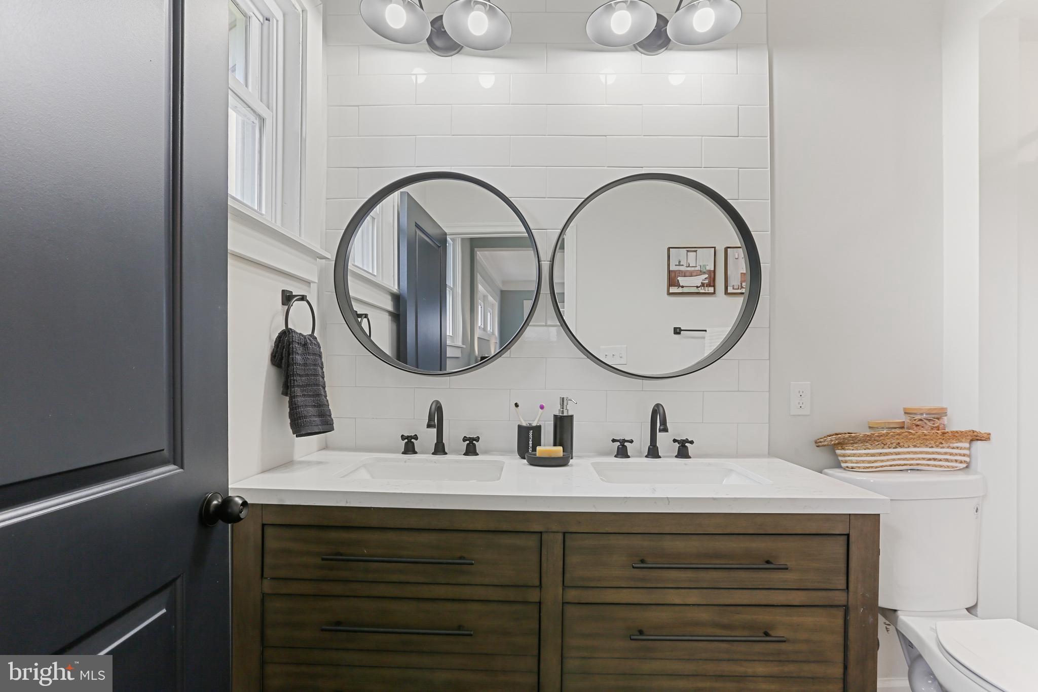 3321 Rueckert Avenue Baltimore, MD 21214 - Photo 16 of 35 Master En-Suite