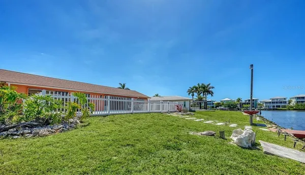 $535,000 | 723 Portia Street North, Nokomis, FL 34275