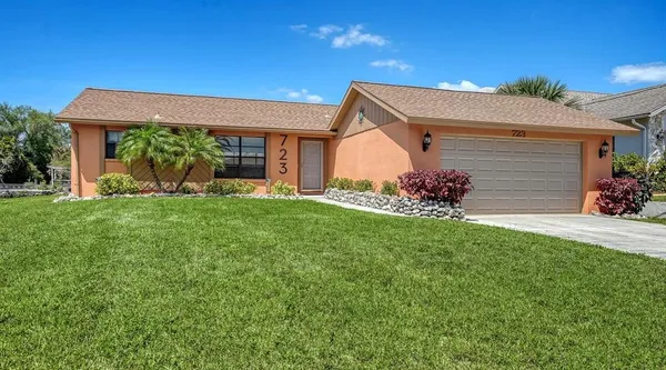 $535,000 | 723 Portia Street North, Nokomis, FL 34275