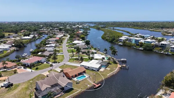 $535,000 | 723 Portia Street North, Nokomis, FL 34275