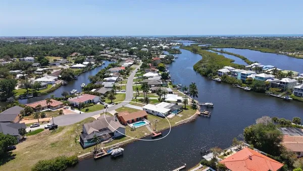 $535,000 | 723 Portia Street North, Nokomis, FL 34275