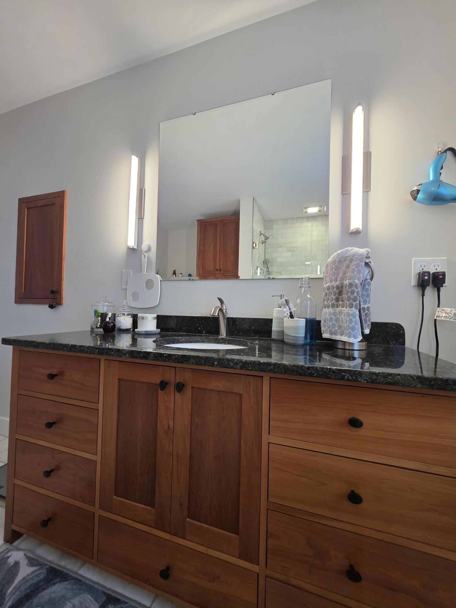 13 Norris Street Searsport, ME 04974 - Photo 19 of 52 1000032059