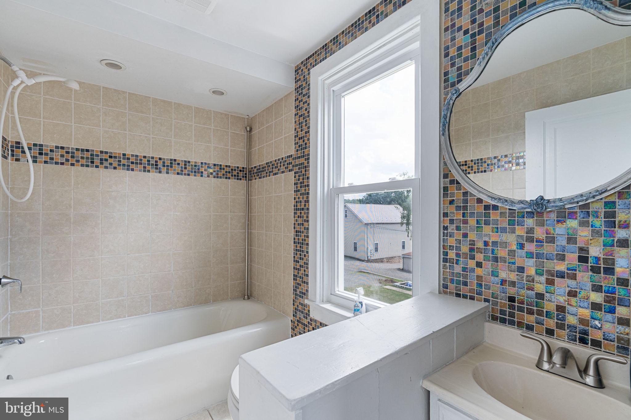 1112 Station Road Palm, PA 18070 - Photo 30 of 38 Gallery Image 30