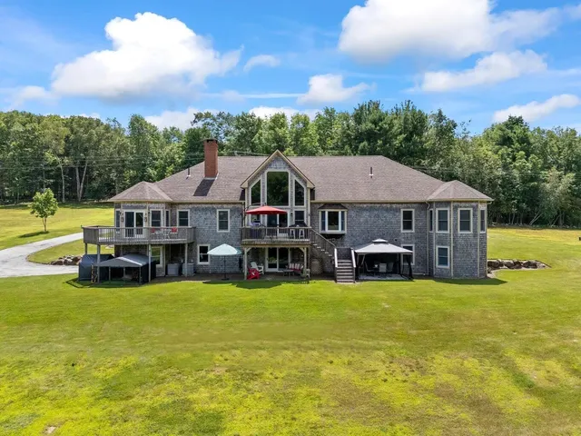 $1,195,000 | 507 Mt Pleasant Street, Rockport, ME 04856