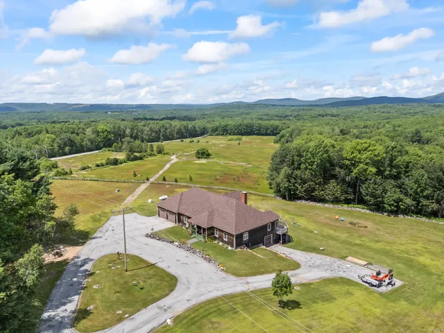 $1,195,000 | 507 Mt Pleasant Street, Rockport, ME 04856