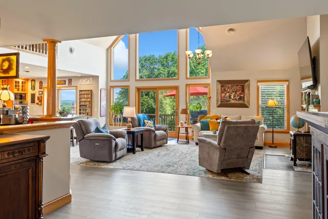 $1,195,000 | 507 Mt Pleasant Street, Rockport, ME 04856