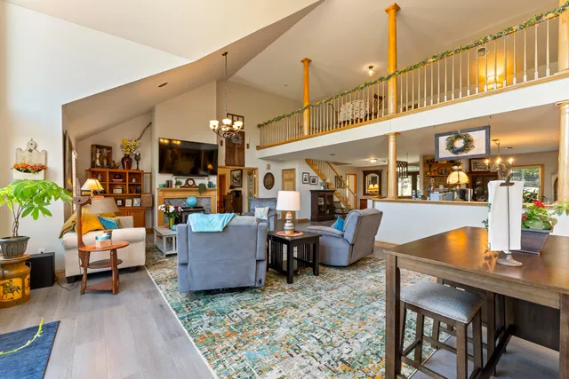 $1,195,000 | 507 Mt Pleasant Street, Rockport, ME 04856