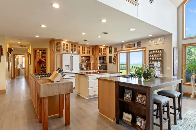 $1,195,000 | 507 Mt Pleasant Street, Rockport, ME 04856