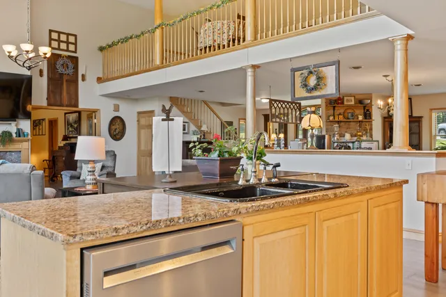 $1,195,000 | 507 Mt Pleasant Street, Rockport, ME 04856